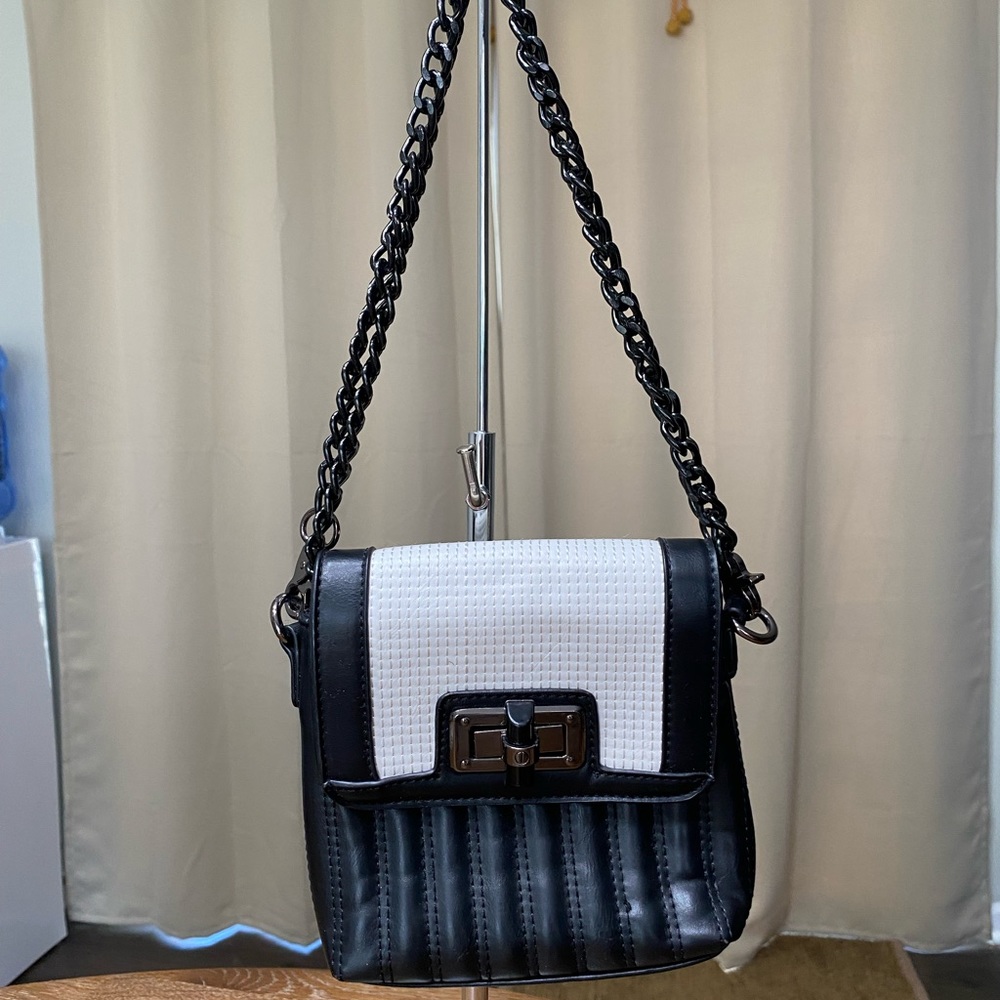 Vintage Turn Lock Faux Leather Mini Bag